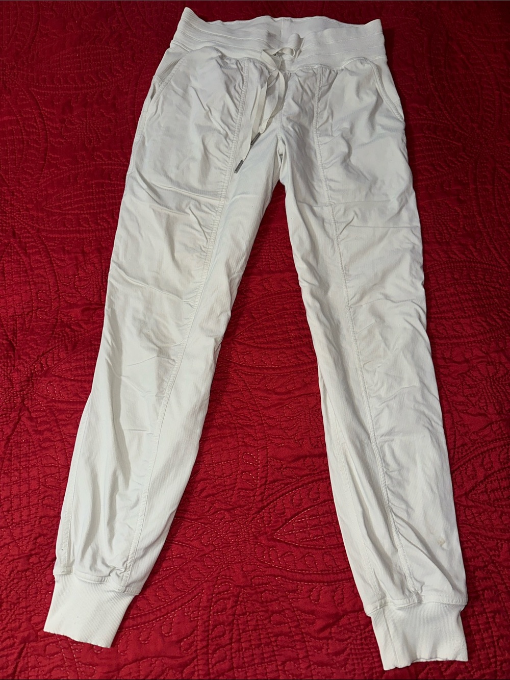 Lululemon lined dance studio Jogger Pants size 6